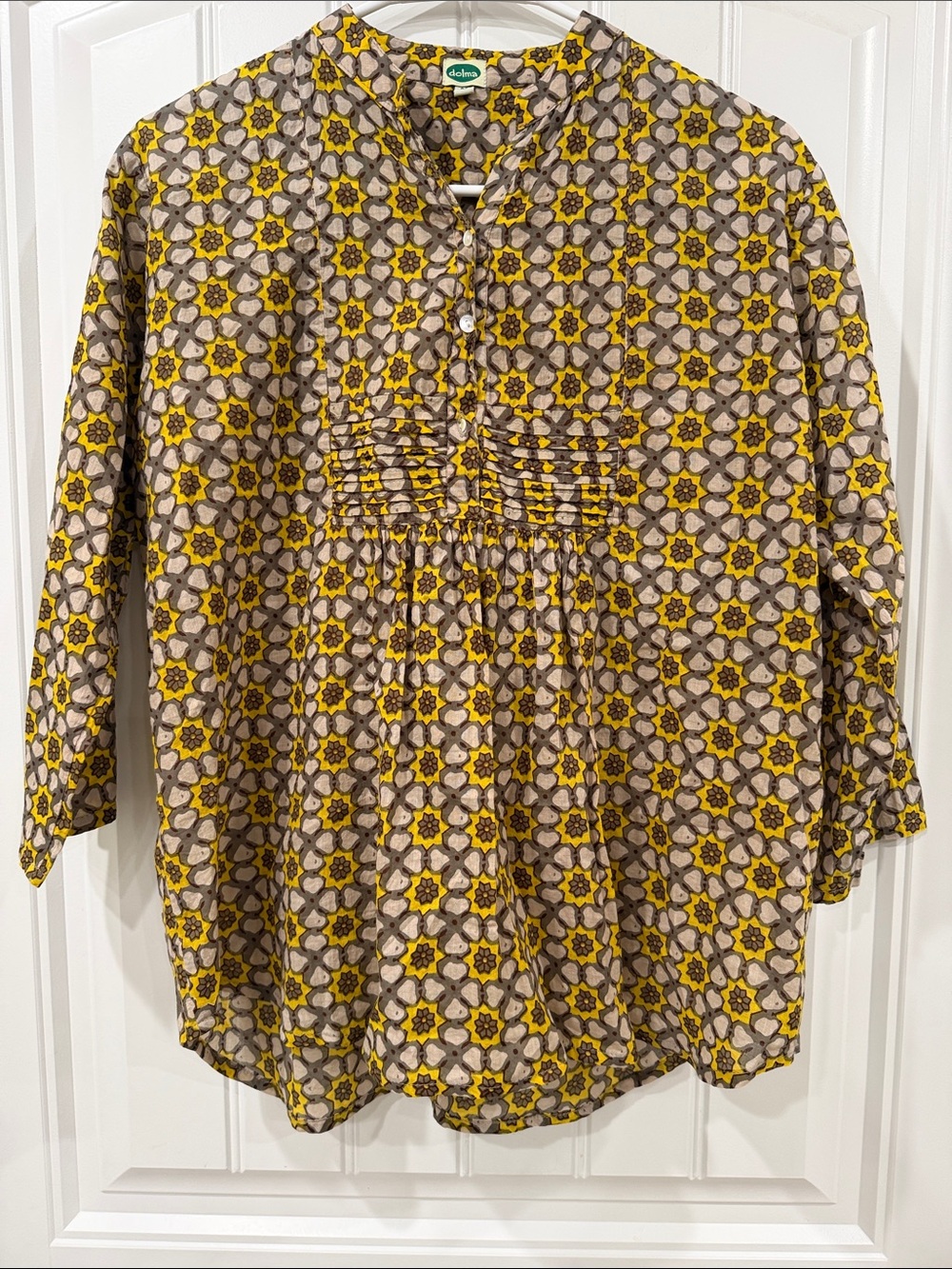 EUC Dolma Anthropologie Smocked Tunic in Yellow and Tan